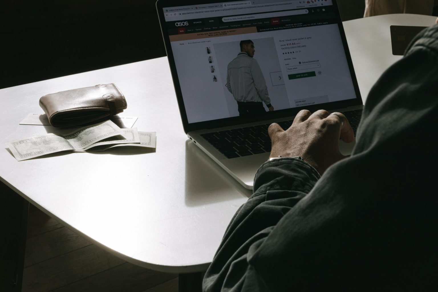 description e commerce : méthode concrète pour l'utiliser dans une stratégie digitale