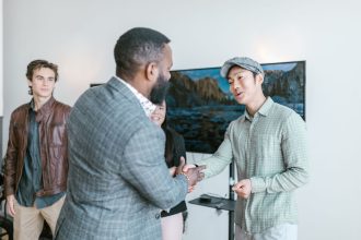 comment rencontrer des entrepreneurs : guide pratique pour comprendre l'essentiel